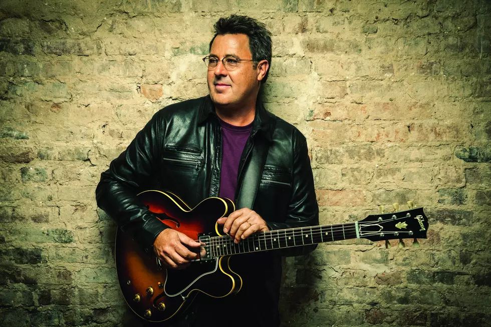 Vince Gill Pre-Sale Code for WKDQ Listeners!